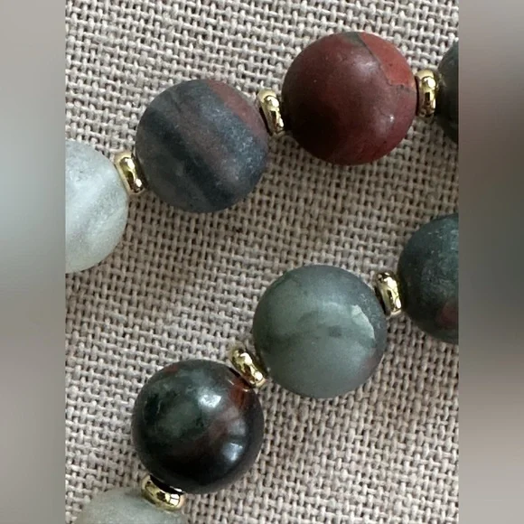 22-1/2 inch Matte Bloodstone bead Necklace NWOT - Picture 6 of 11